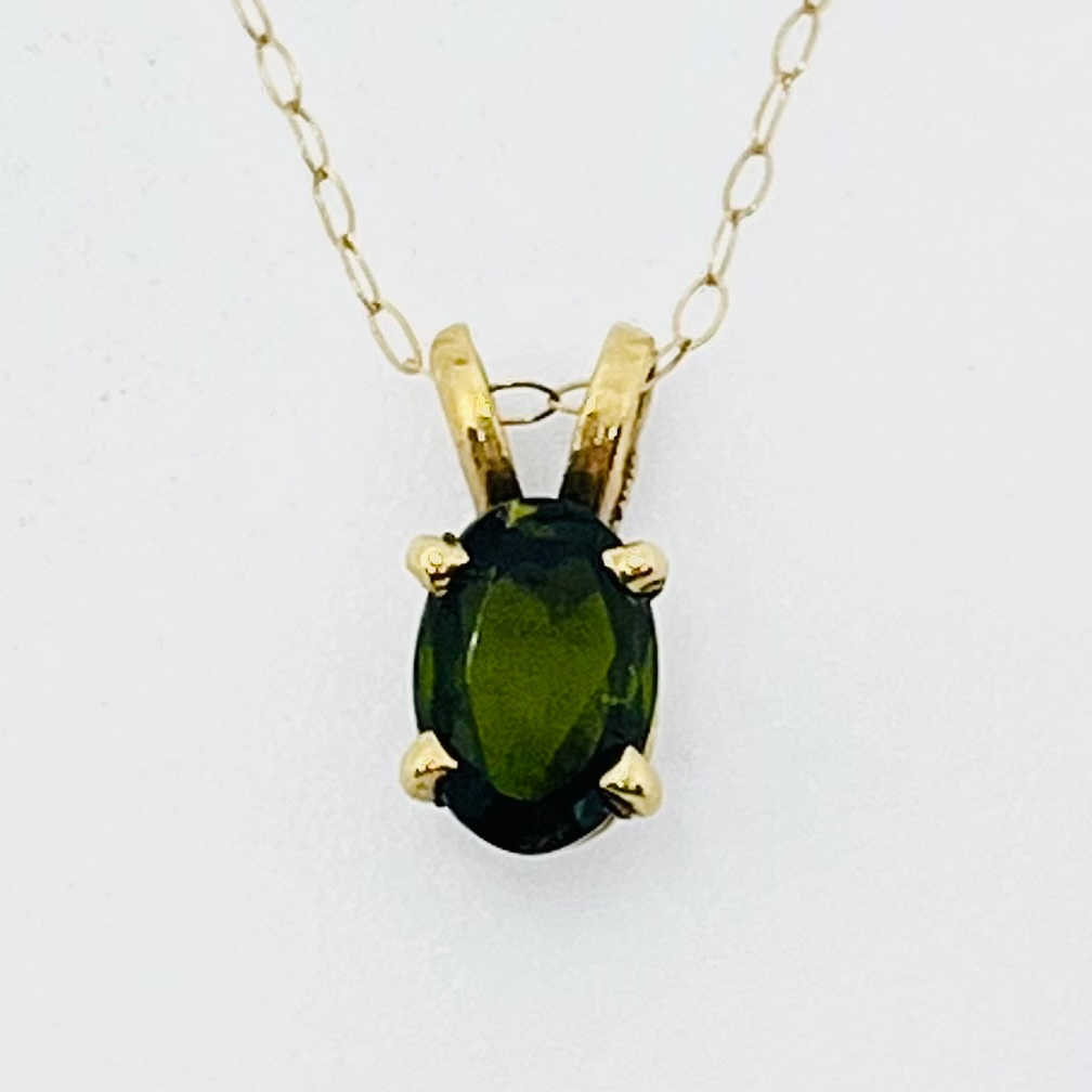 10K Peridot Gemstone Pendant