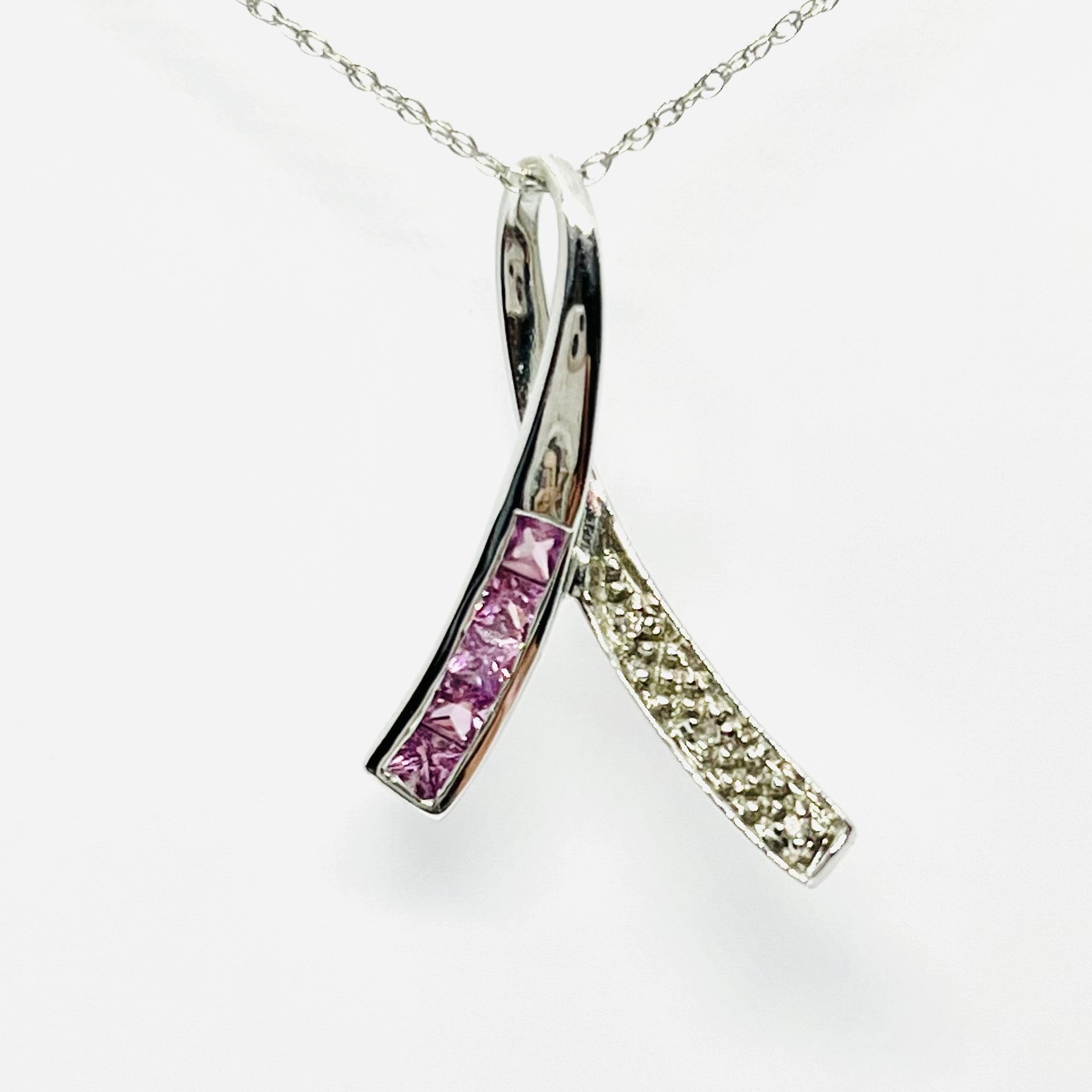 14K Synthetic Pink Fashion Pendant