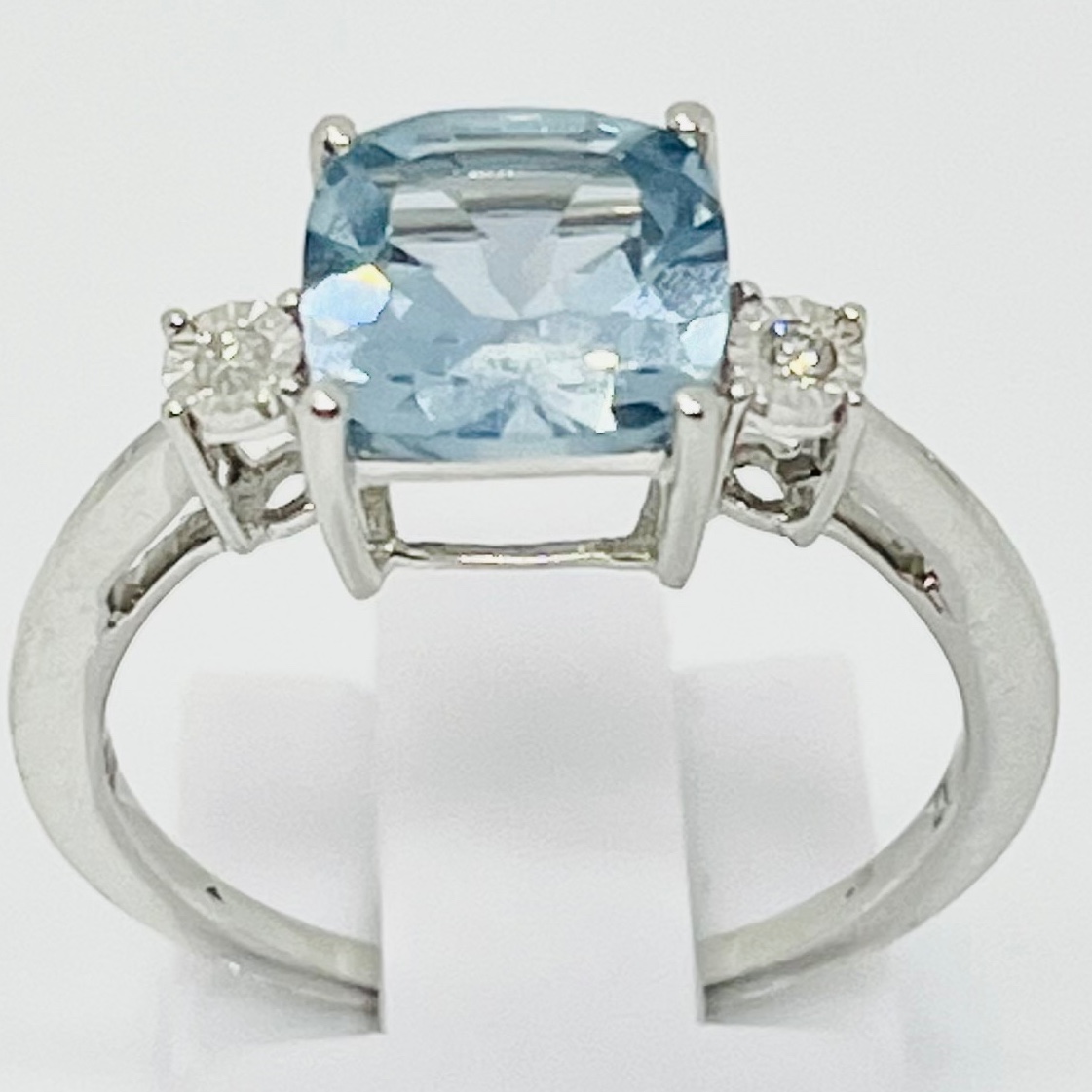10K Aquamarine Cushion Ring