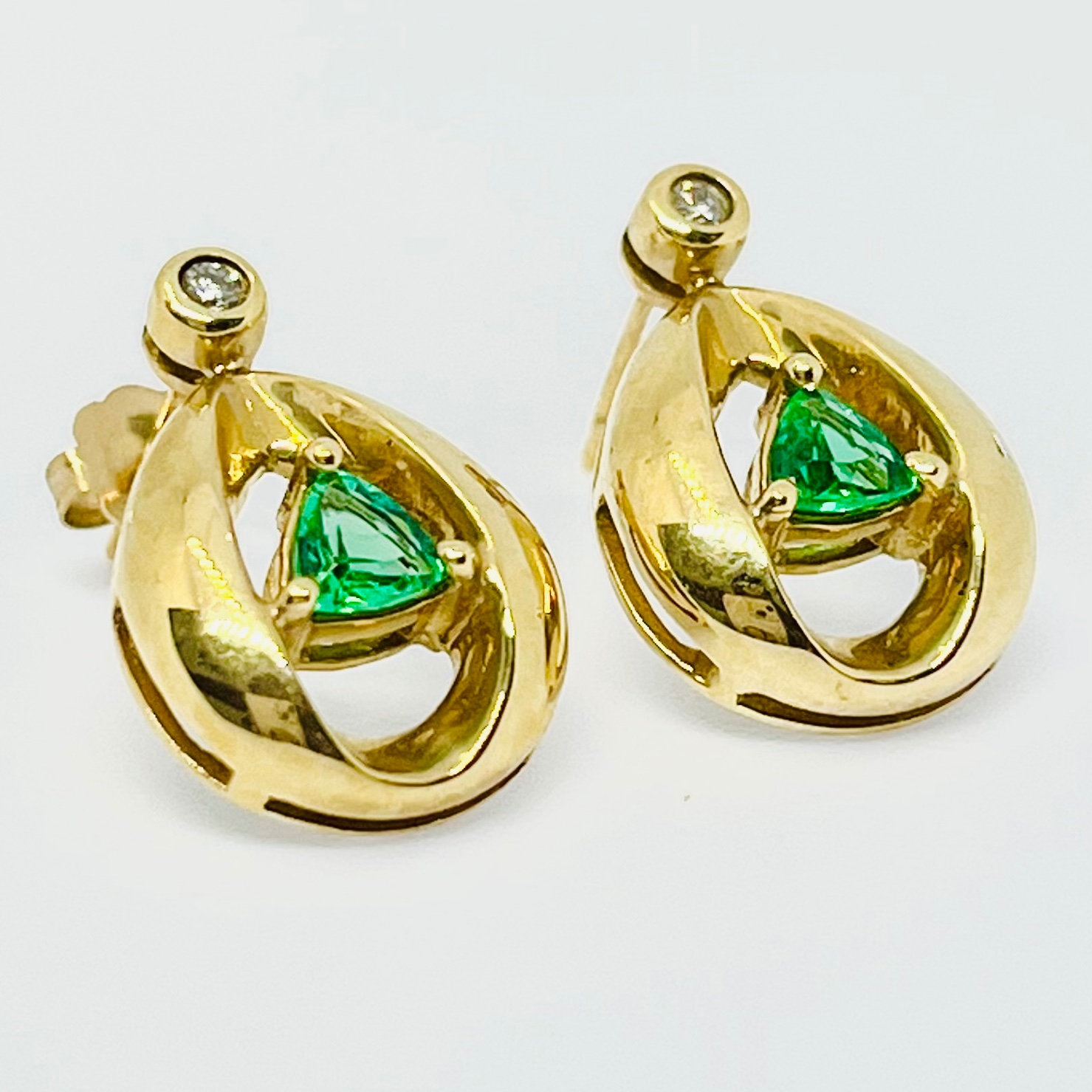 14K Emerald Fashion Earrings
