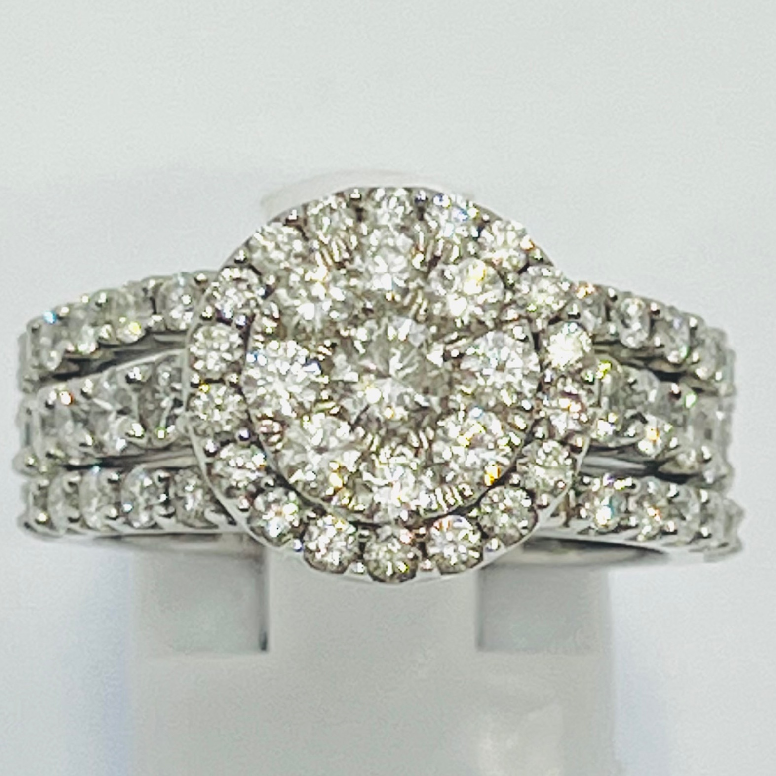 Round Diamonds Bridal Set