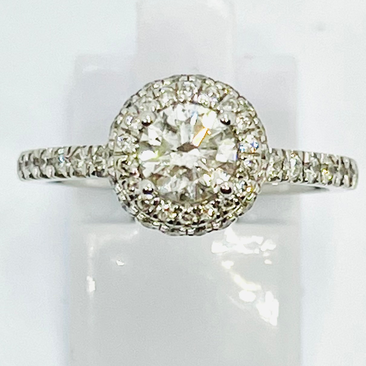 Solitaire Round Cut with Halo Engagement Ring