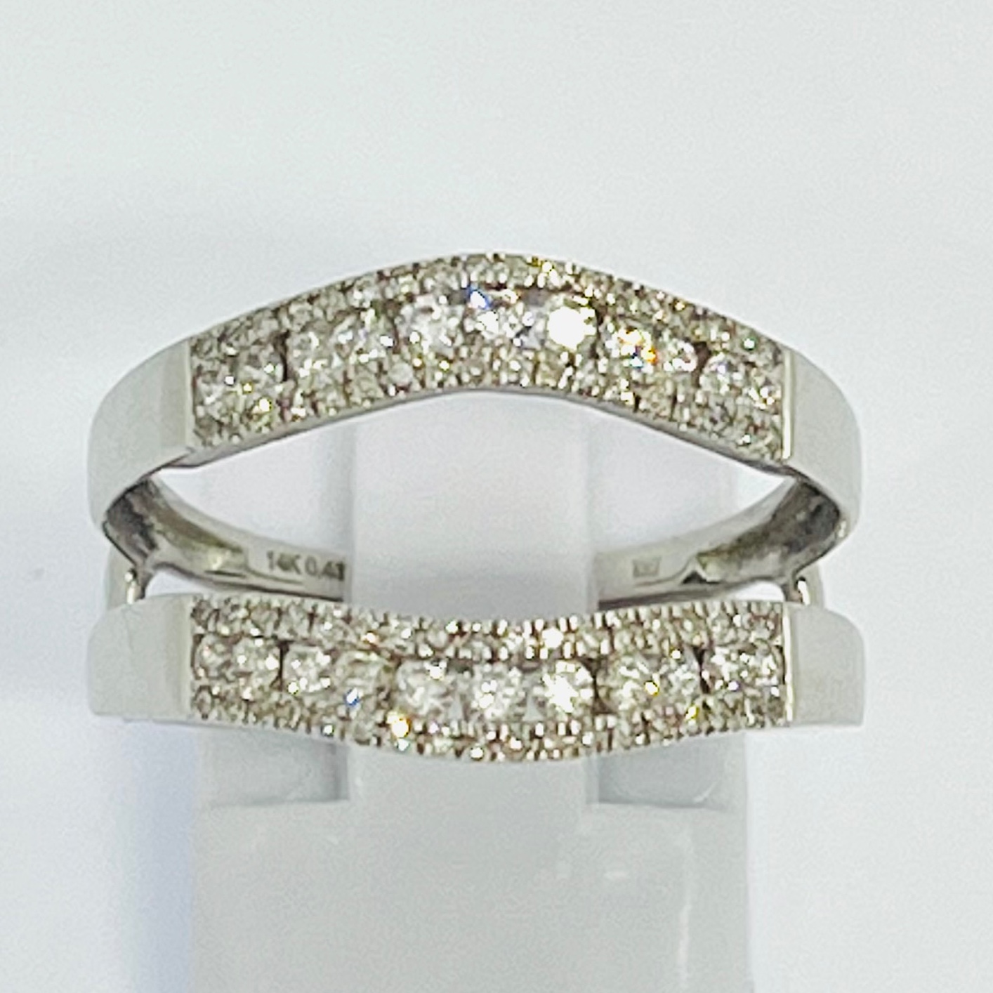 Diamond Wrap