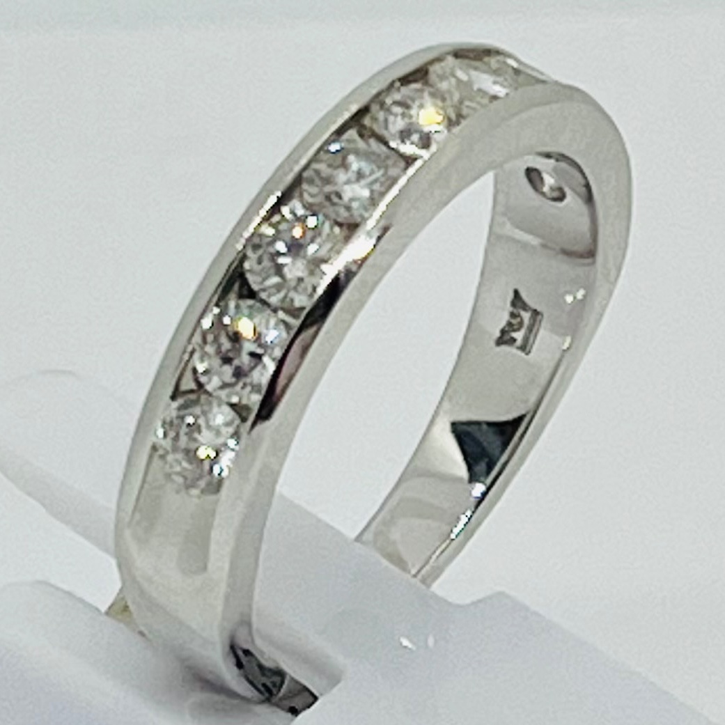 Ladies 14K White Gold Diamond Wedding Band