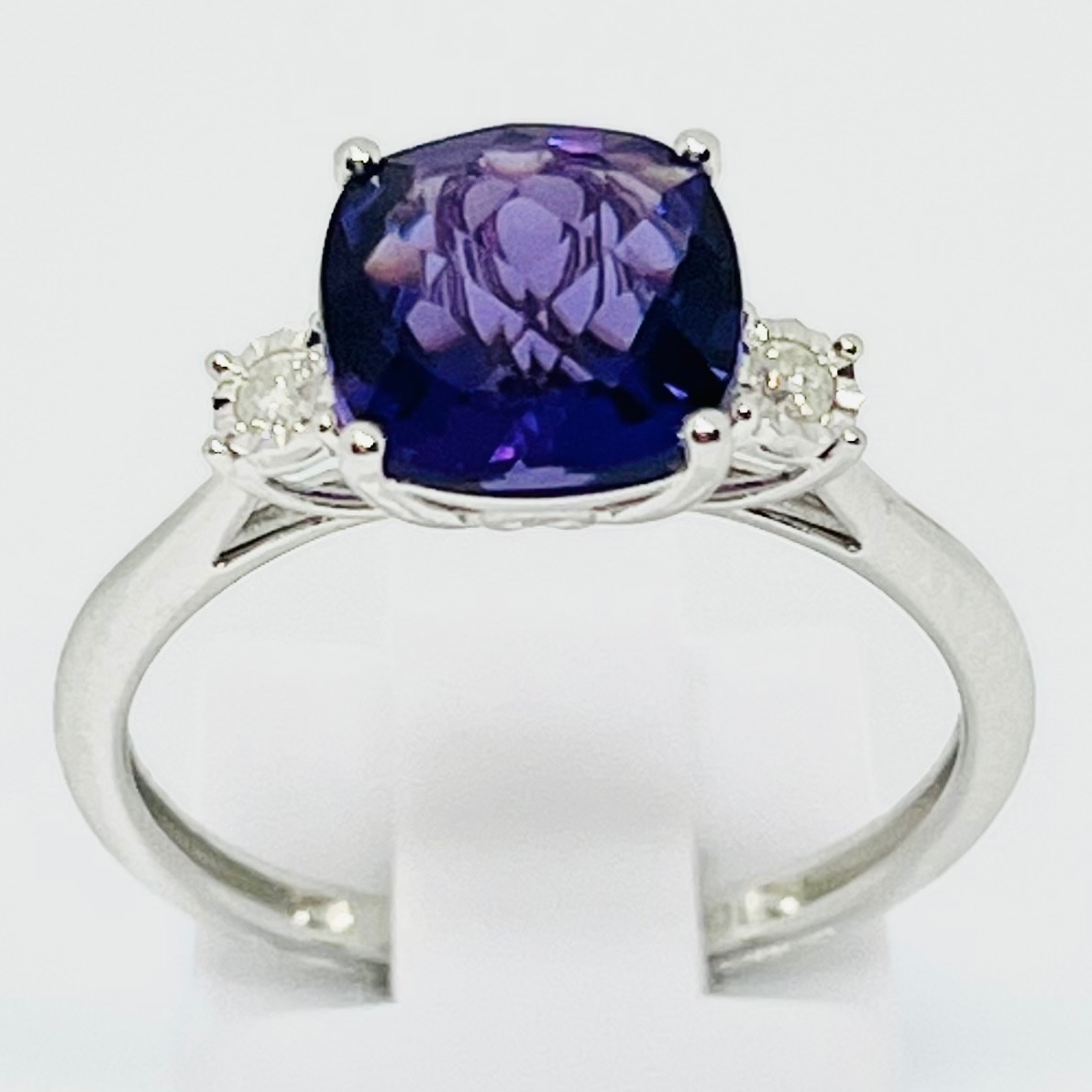 10K Amethyst Gemstone Ring