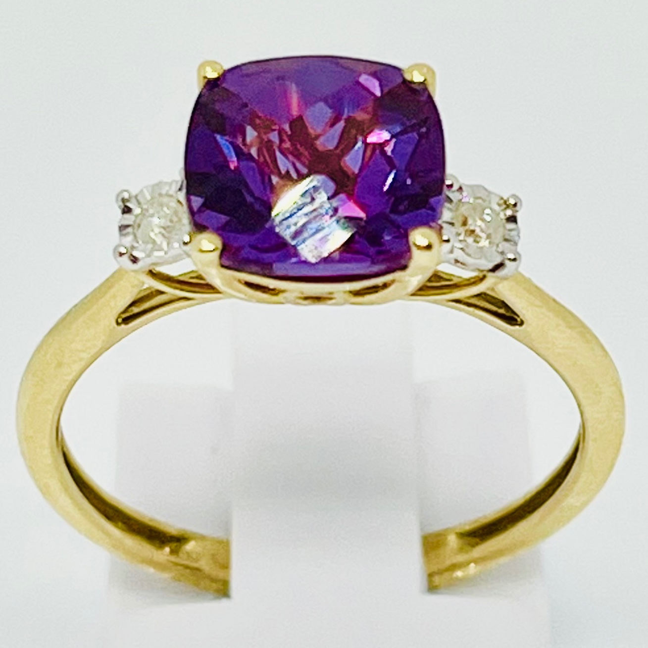 10K Garnet Gemstone Ring