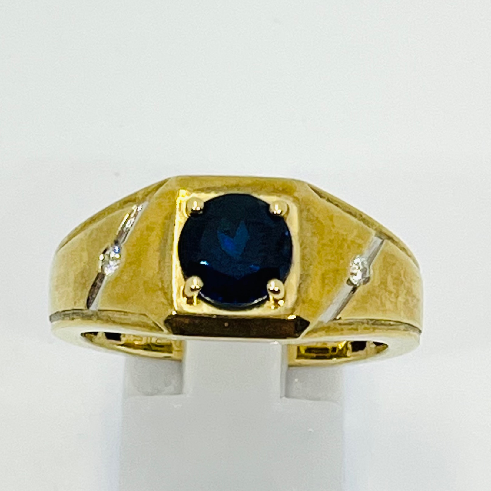 Diamond with Round Sapphire Men's Fashion Ring