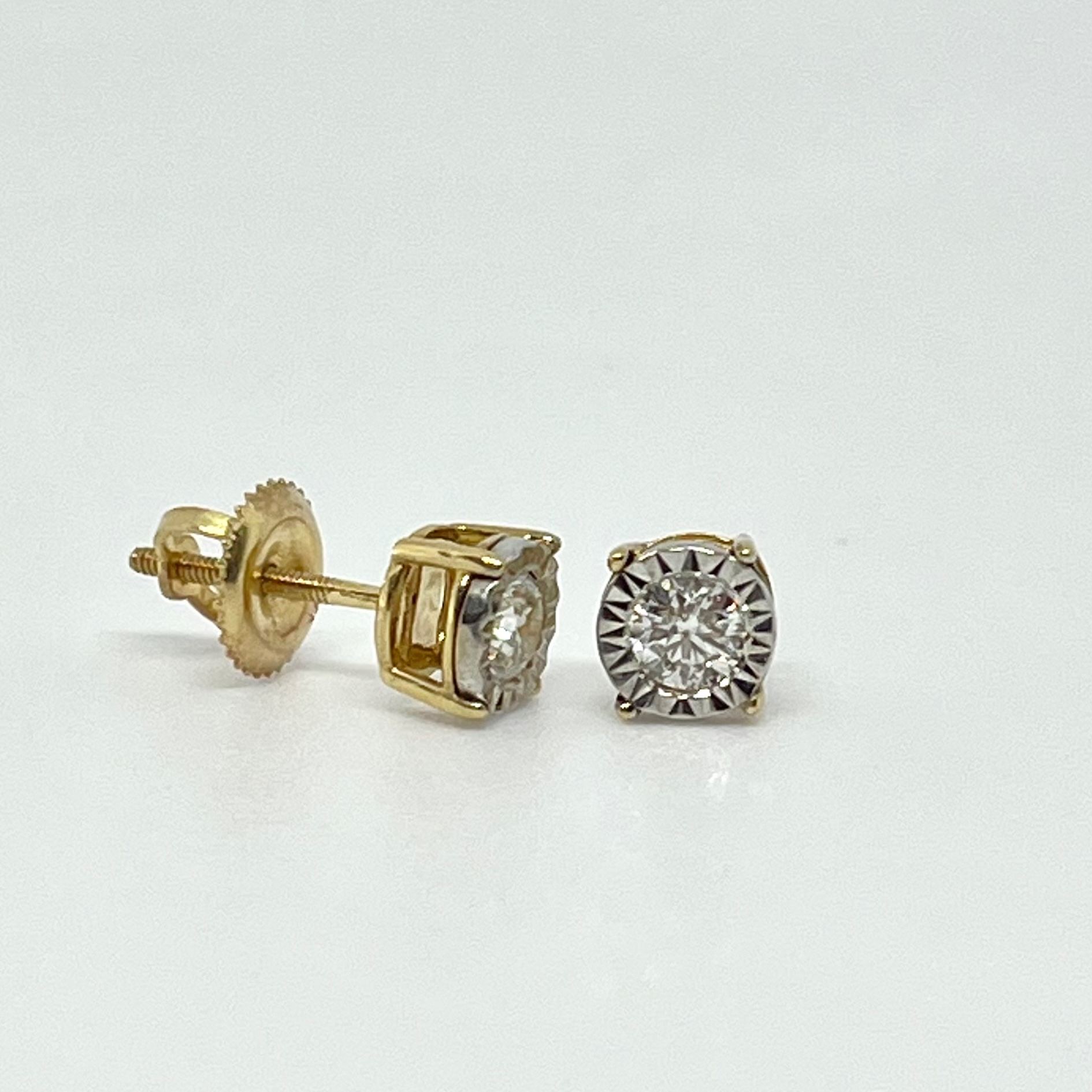 Solitaire Illusion Set Stud Earrings